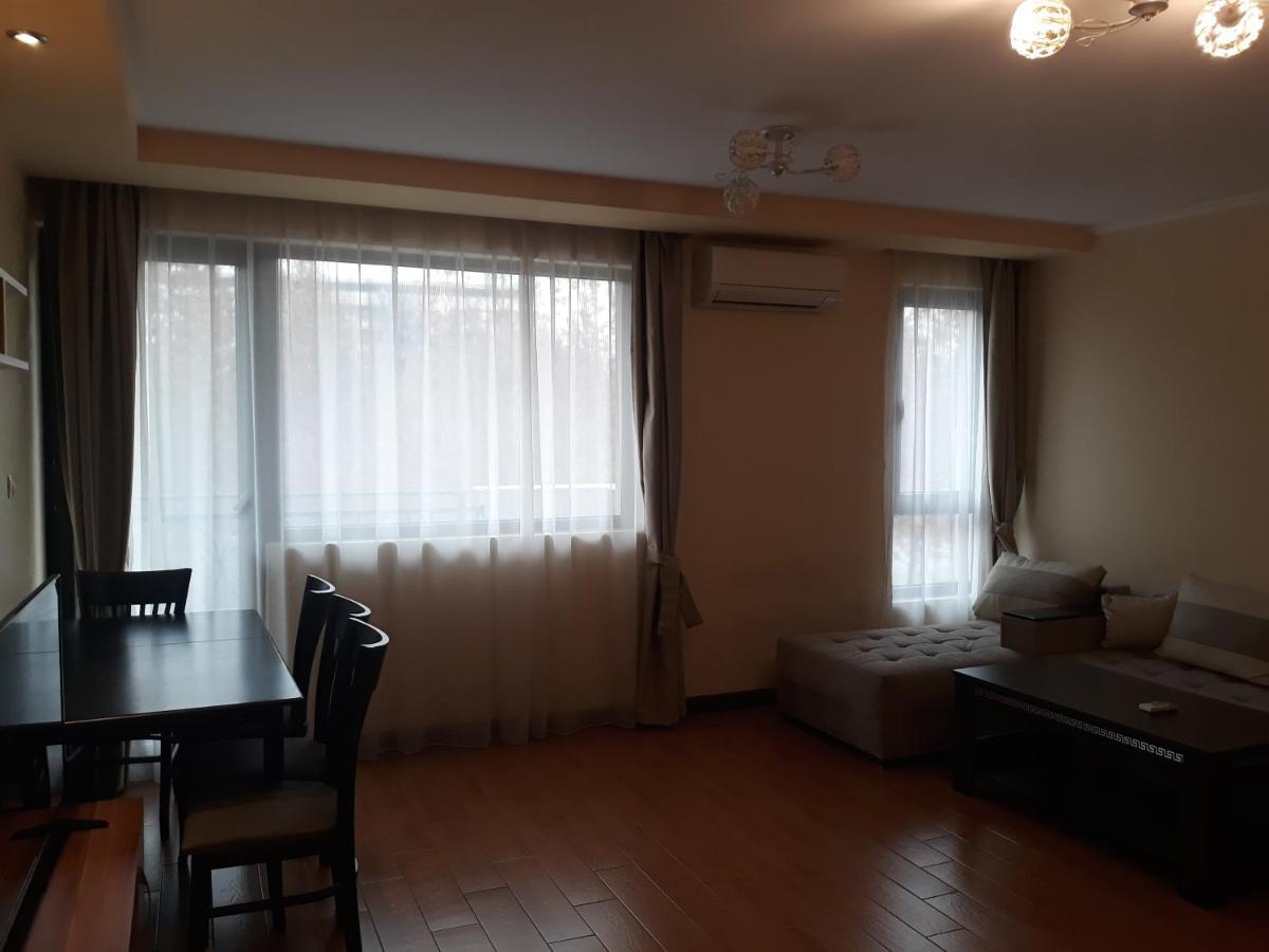 One Bedroom Apartment 1 - Restaurant Stadium Plovdiv Buitenkant foto